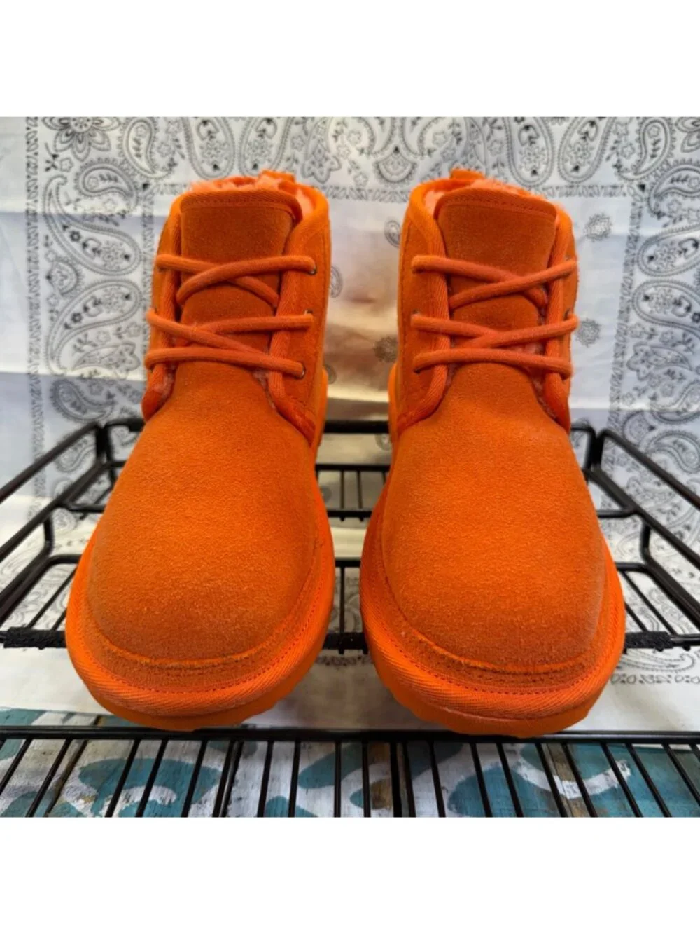 UGG Neumel II RARE Orange Suede Chukka Ankle Boot Youth 3/Womans 4.5 Worn 2X